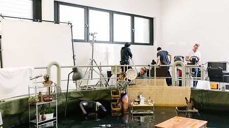 _DSC7653_c_hannesrohrer_Preparing underwater shooting