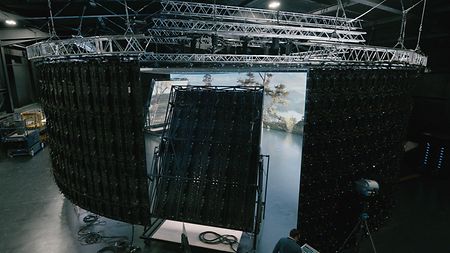ARRI-mixed-reality-studio-available-for-hire-UK-view-from-outside-the-LED-volume