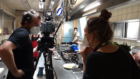 Felix Pflieger und Anna Roller compressed