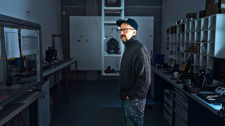 TAR-Todd-Field-Florian-Hoffmeister-cinematography-lenses-detuning-custom-ARRI_Rental_2